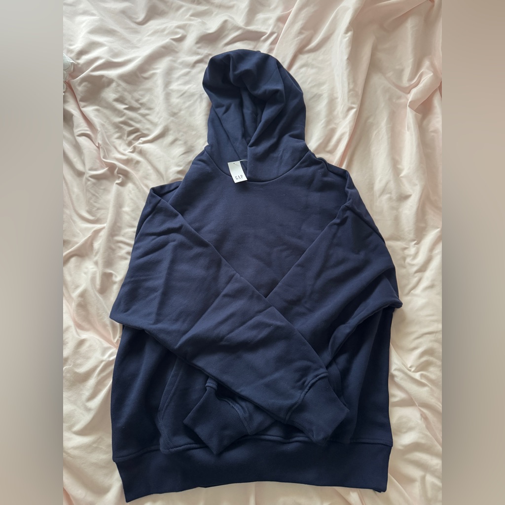 Gap Men’s Oversized Navy Hoodie